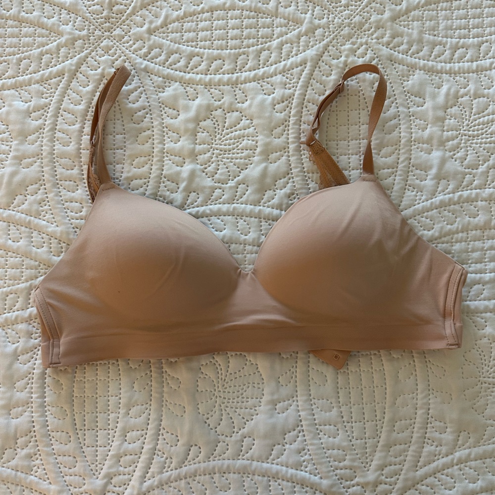Soma Enbliss Luxe Wireless Lace with J-Hook